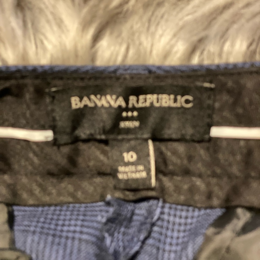 Beautiful Banana Republic Suit Navy and Black Plaid - Picture 5 of 6